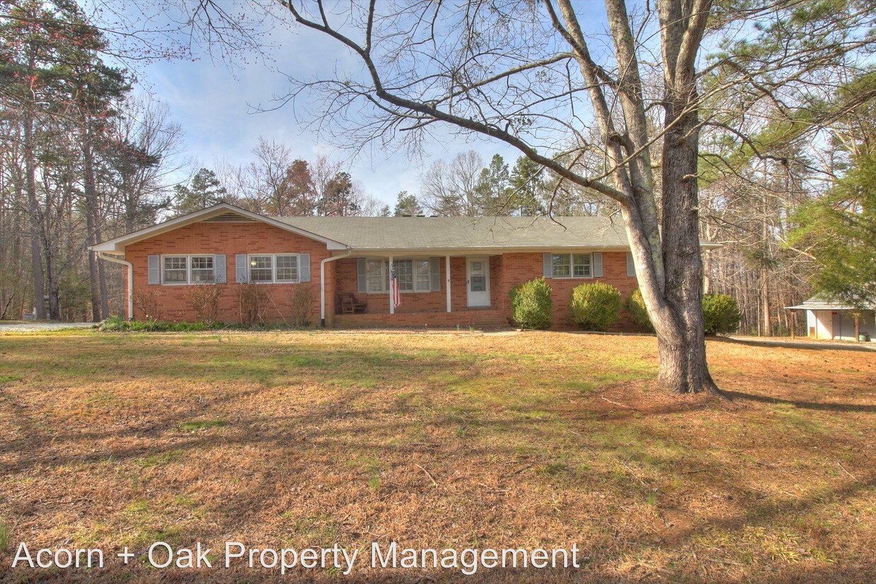 Primary Photo - 3 br, 2.5 bath House - 1219 Mt. Willing Road