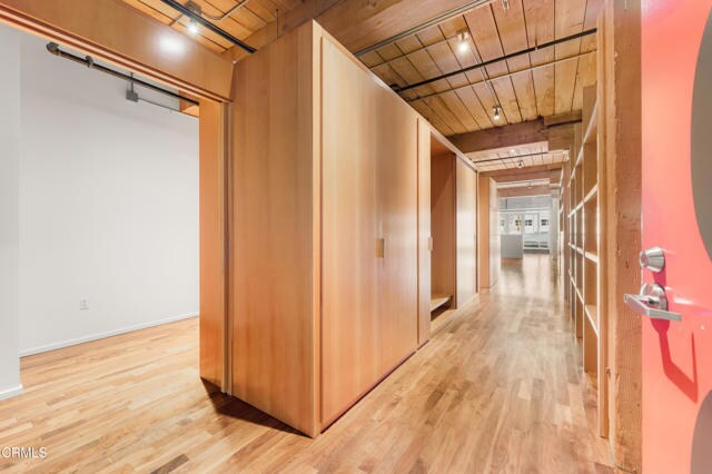 Foto del edificio - 530 S Hewitt St