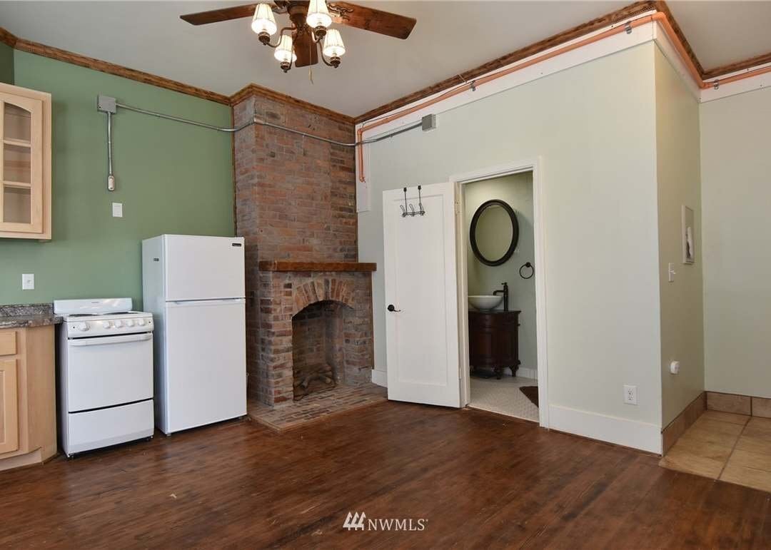 Building Photo - 2922 Hoyt Ave