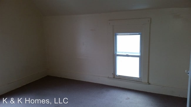 Building Photo - 342-344 N Charles St