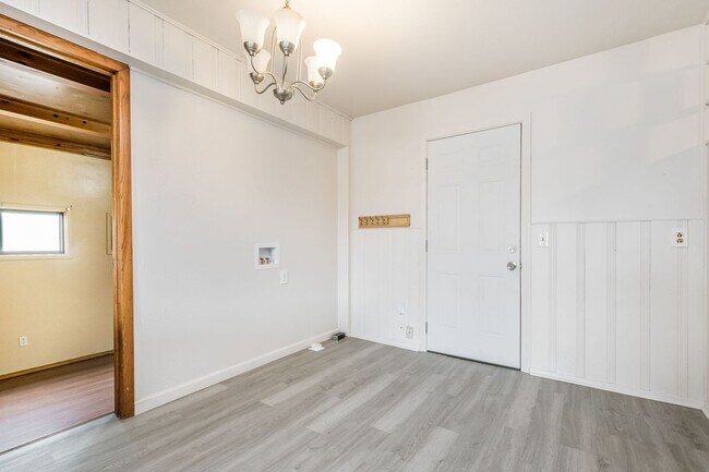 Foto del edificio - 3609 S Travis St