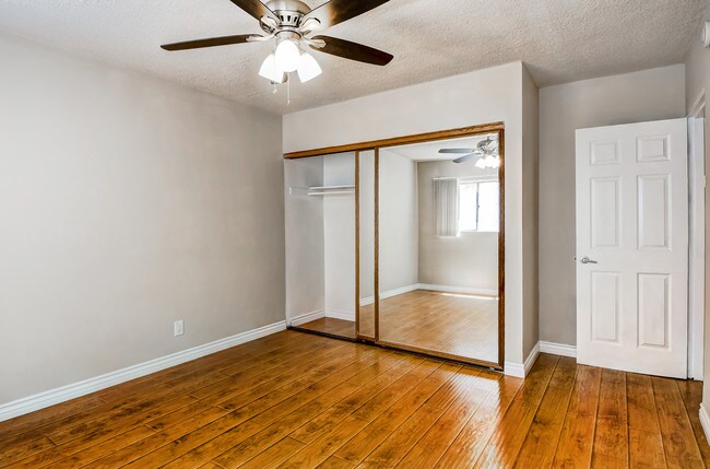 Dormitorio - 4840 Van Noord Ave