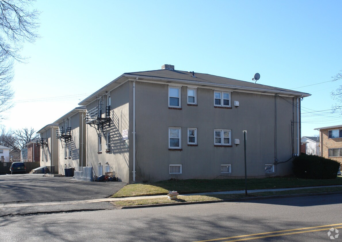 Foto del edificio - 556-560 Cleveland Ave