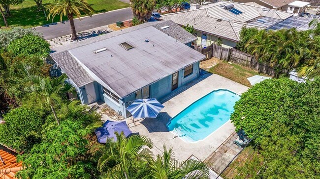 Foto del edificio - 490 82nd Ave