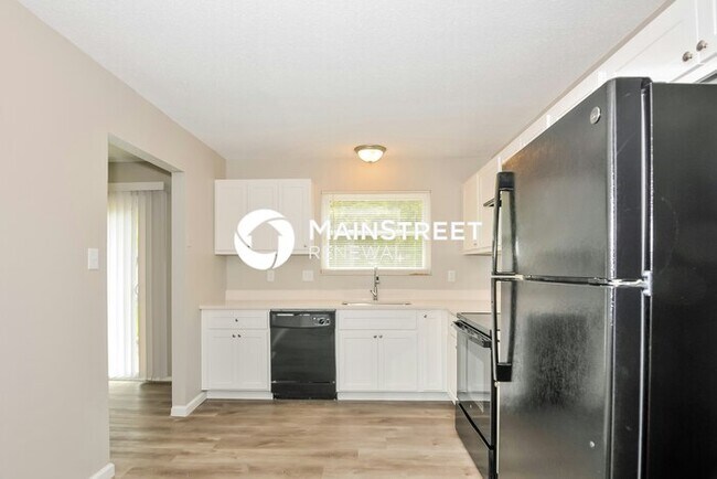 Foto del edificio - 3 Bedroom Pet-Friendly Home in FENTON, MO with Main Street Renewal