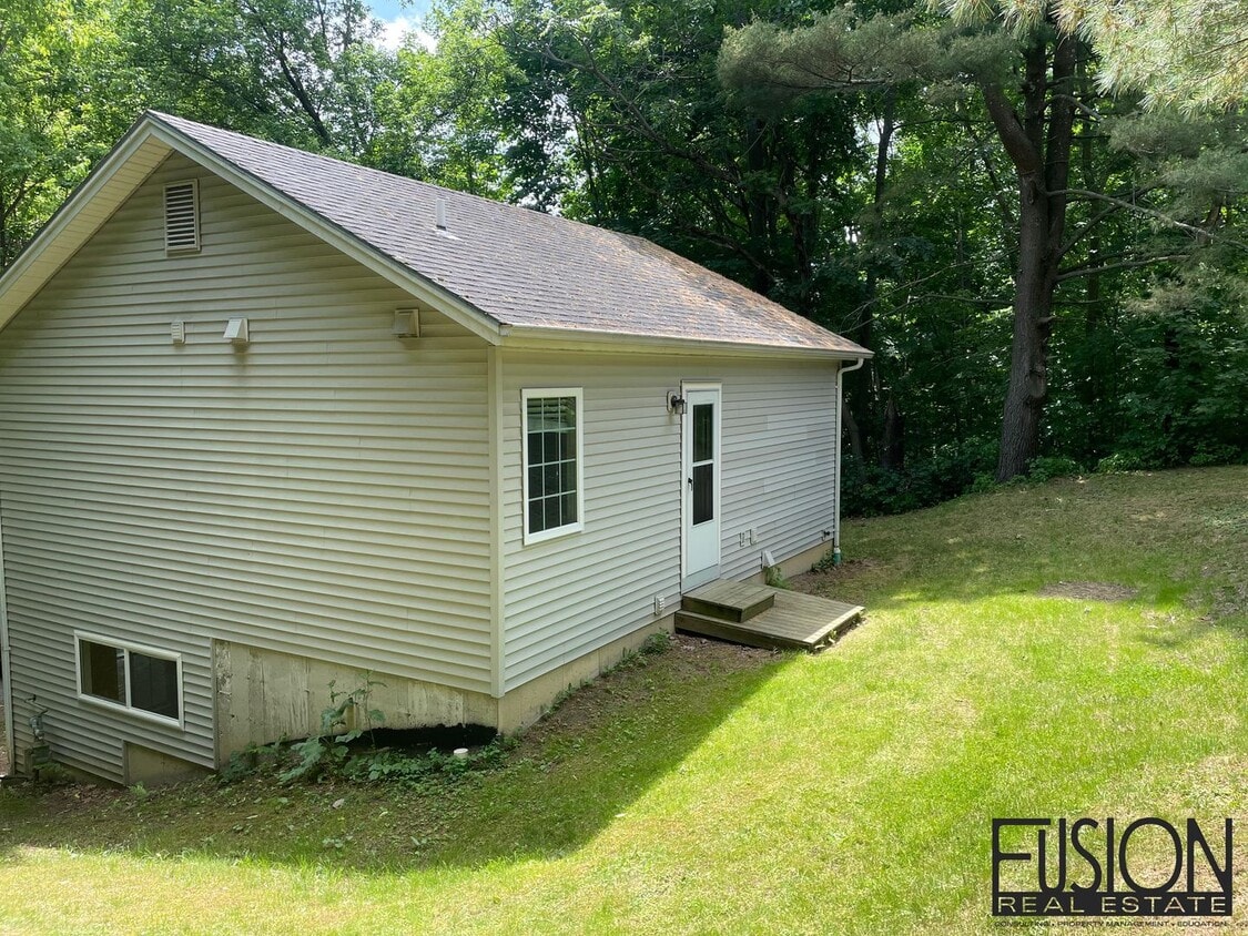Foto principal - Peaceful Setback House in Essex Junction VT