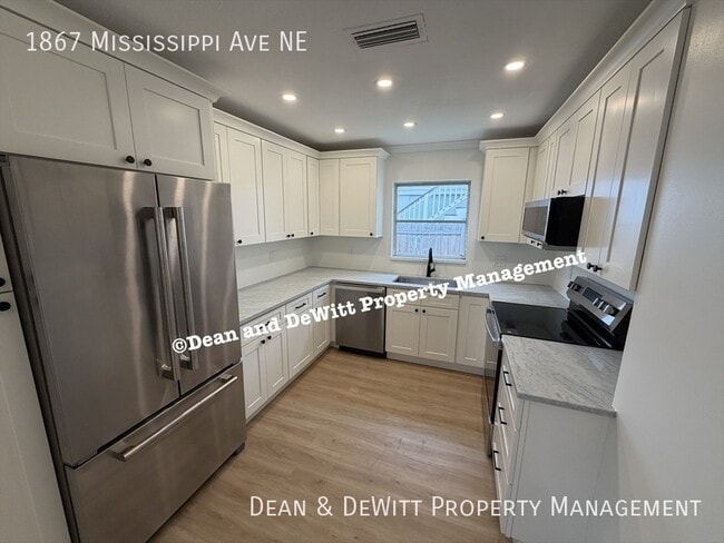 Photo - 1867 Mississippi Ave NE House