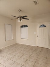 Building Photo - 215 N Prairie St