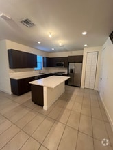 Building Photo - 8154 NW 114th Pl