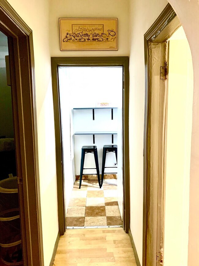 Tripalink VLiving near USC