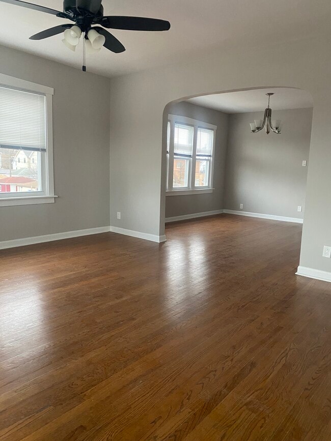 Building Photo - 5301 W Winona St