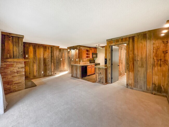 Foto del edificio - Best priced 3 Bedroom in Summit County!  3 Bedroom 2 bathrooom Condo, 10 minutes from Breck! Year...