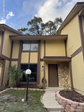 Building Photo - 12 Gln Fls Dr