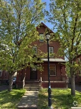 Building Photo - 44 Ashley St