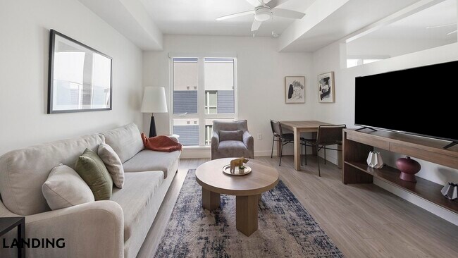 Foto del edificio - 707 S Farmer Ave