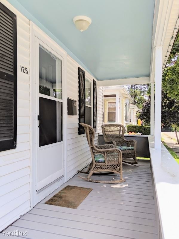 Building Photo - 5 br, 2 bath House - 125 Smith St