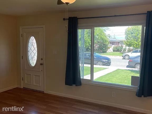 Building Photo - 3 br, 1 bath House - 325 Wetherley Drive