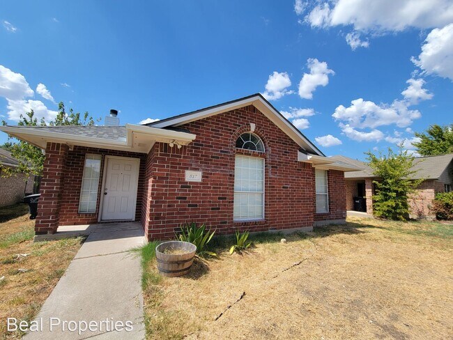 Foto del edificio - 3 br, 2 bath House - 817 Azalea Ct