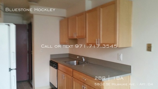 Foto del edificio - 5802 SE Milwaukie Ave