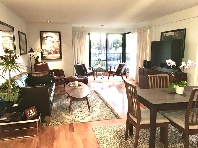 Living/ dining - 833 Ocean Ave