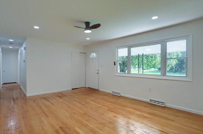 Foto del edificio - 426 Linden St