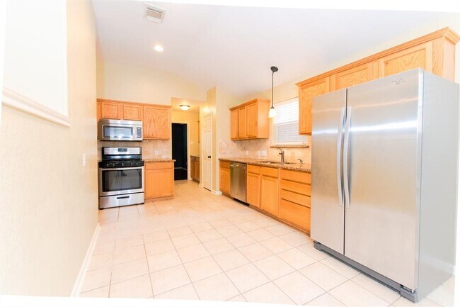 Building Photo - 11407 Shoal Creek Dr