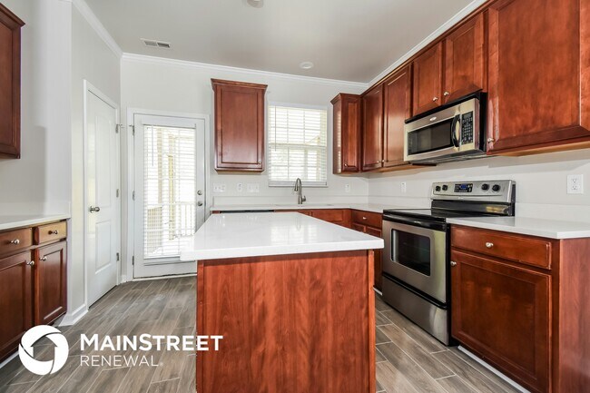 Foto del edificio - 5433 Sky Hill Dr