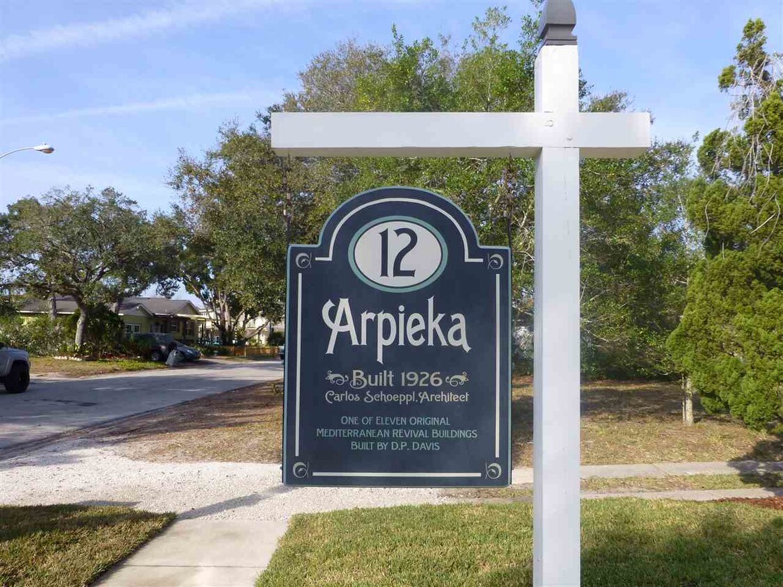 Foto principal - 12 Arpieka Ave