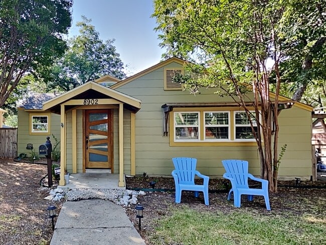 Photo - 8902 Redondo Dr House