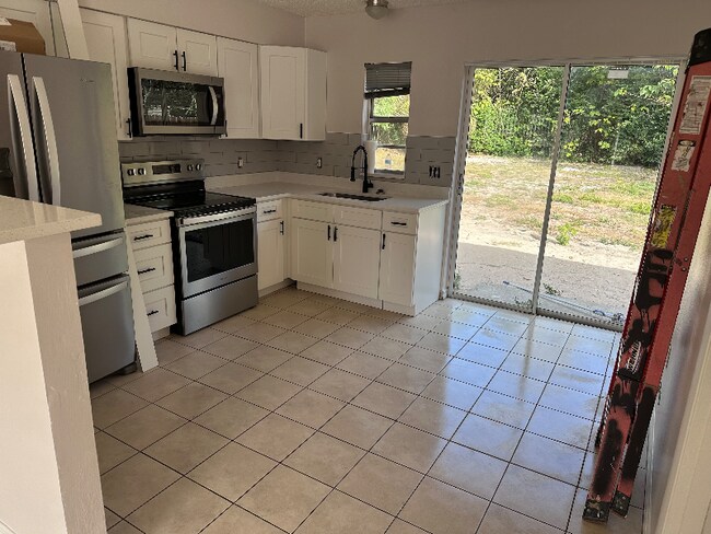 Foto del edificio - 15914 Winner Ln