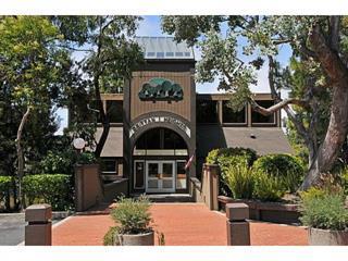 Foto del edificio - 3358 Brittan Ave