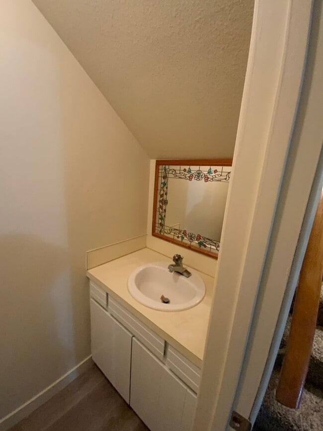 Foto del edificio - ** COMING SOON!** Cozy 2 Bed/1.5 Bath Cond...