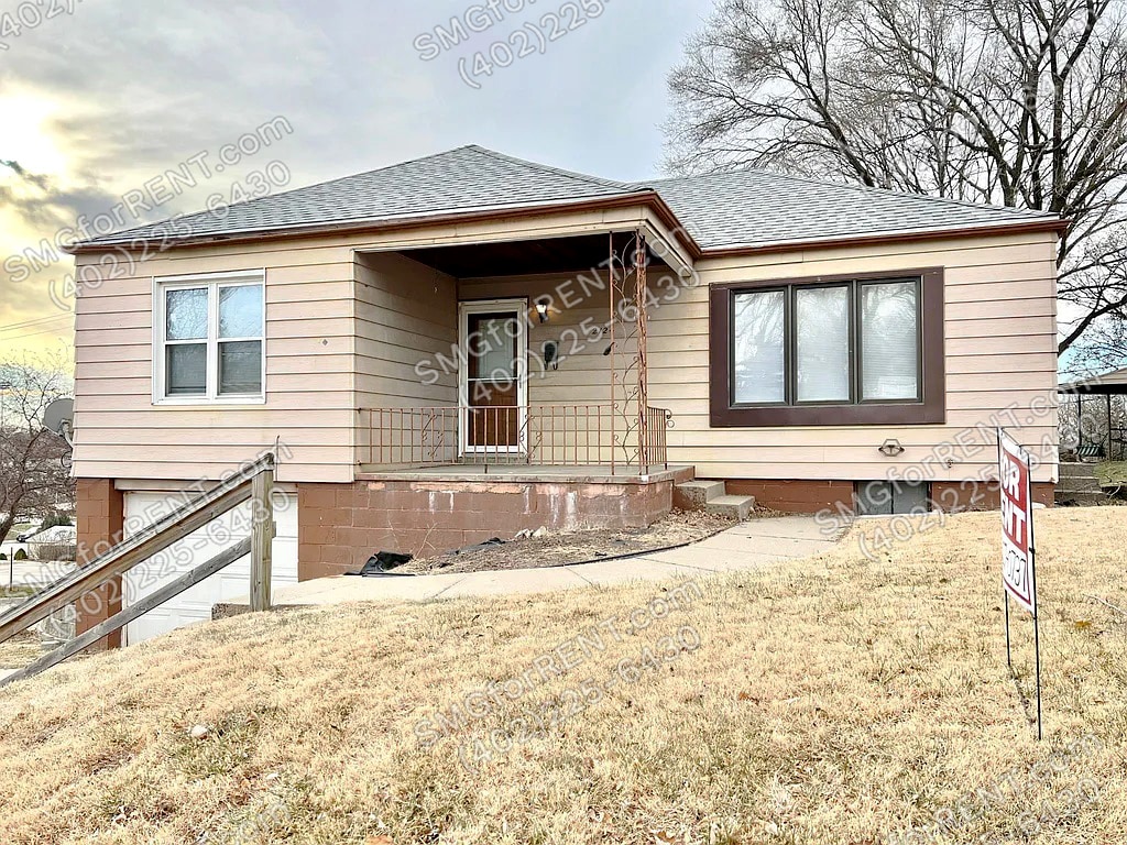 Photo - 2124 S 42nd St (Omaha, NE)