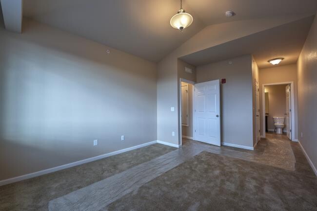 Foto del edificio - 1st floor, 2 Bed + Office for Rent in Fair...