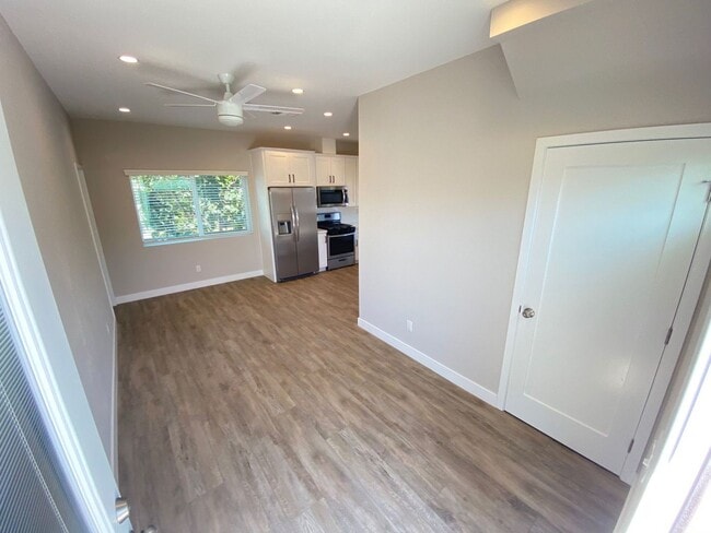 Foto del edificio - 4BD/2BA with designated yard space!