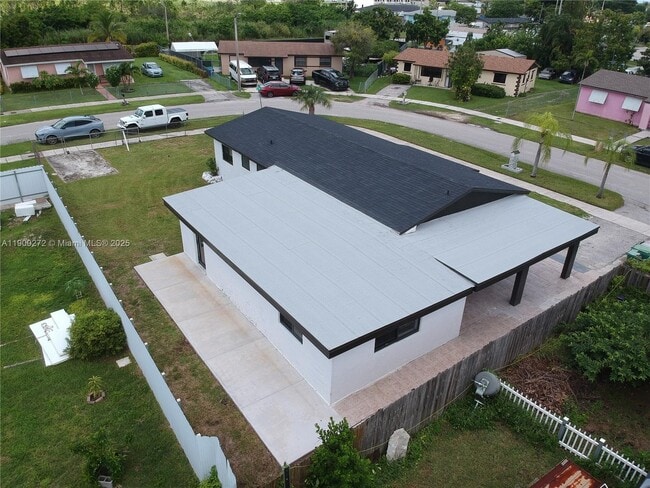 Building Photo - 11462 SW 225th St