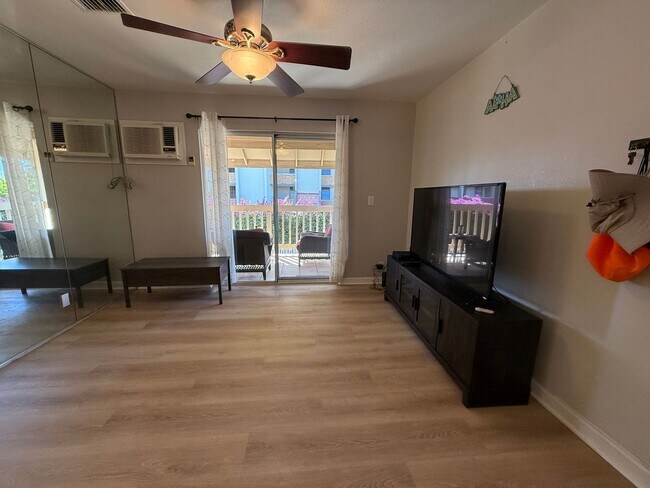 Building Photo - Partly Furnished. Pet Friendly, Central AC