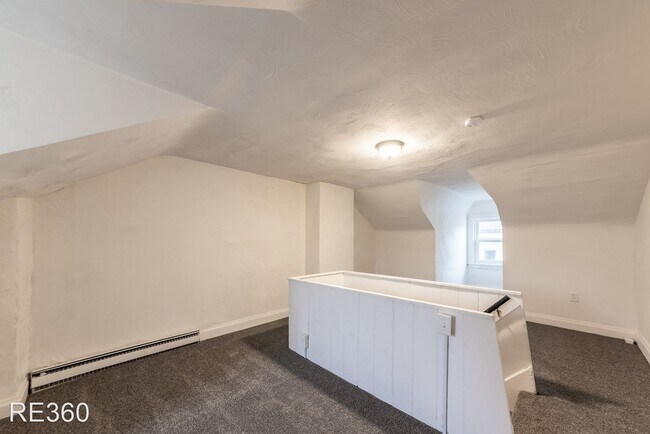 Foto del edificio - 741.5 Proctor Way