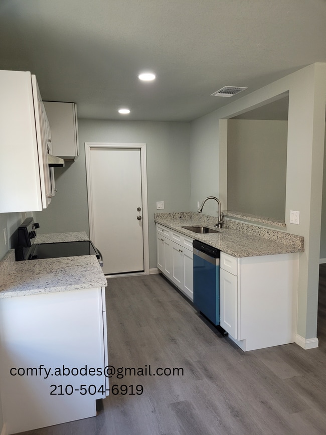 Foto del edificio - 5414 Green Grove St
