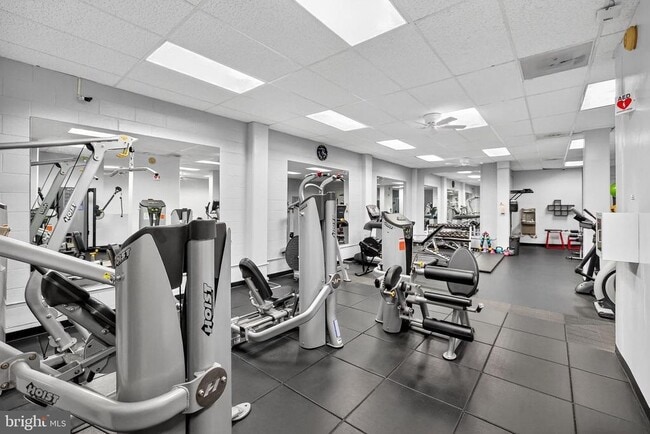 Building Photo - 5500 Friendship Blvd