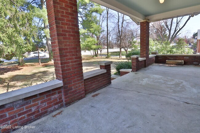 Building Photo - 4232 Taylorsville Rd