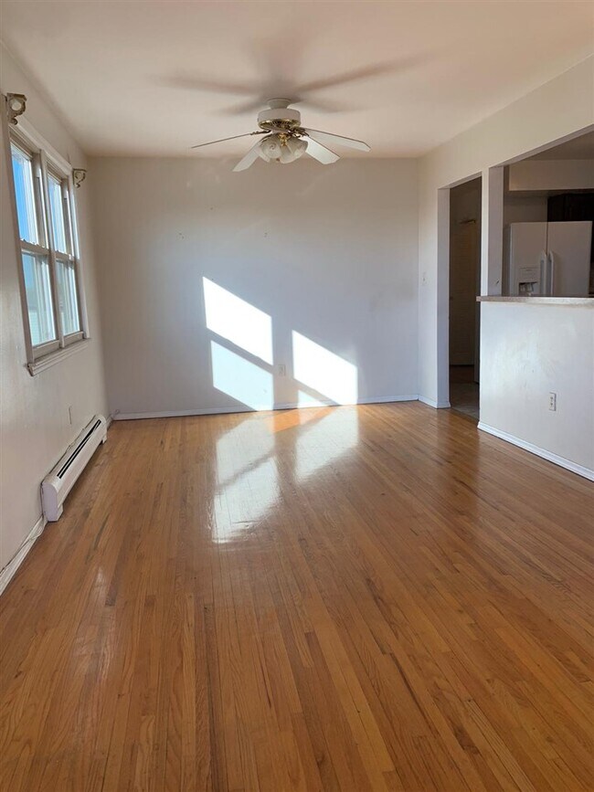 Foto del edificio - 1434 43RD St