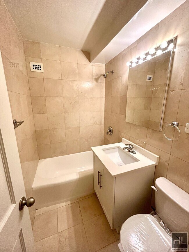 Building Photo - East 79th Street