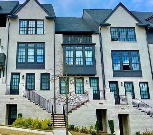 Foto principal - 6651 Sterling Dr