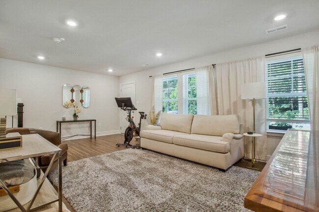 Foto del edificio - Spacious 3BR Townhome in Annapolis