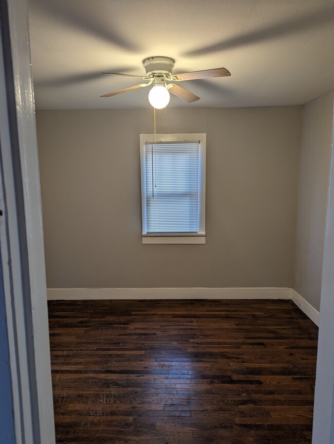 2nd bedroom - 304 N Western St