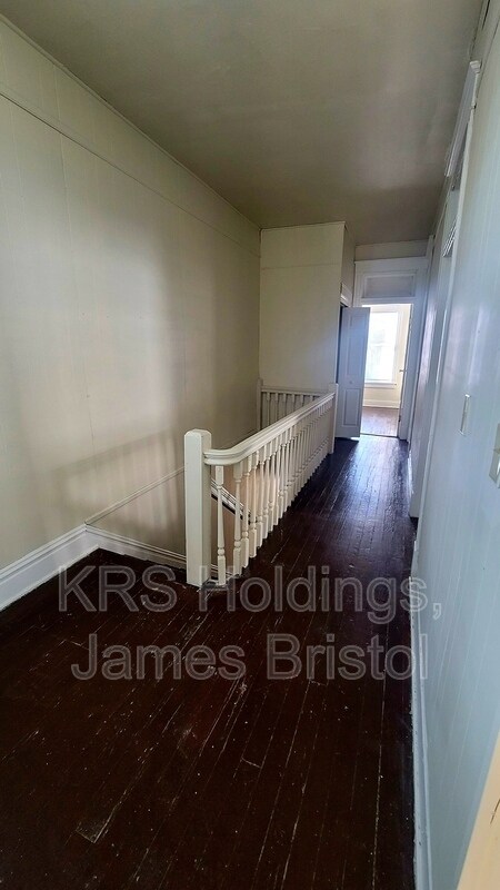 Building Photo - 3013 2nd Ave