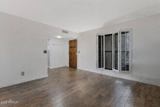 Building Photo - 5102 N 31st Pl