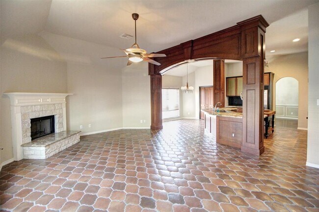 Foto del edificio - 19014 Canyon Frost Dr
