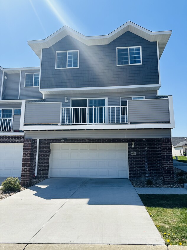 Foto principal - 634 Shardlow Ln NE